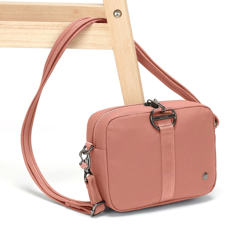 Pacsafe® CX anti-theft square crossbody, Rose