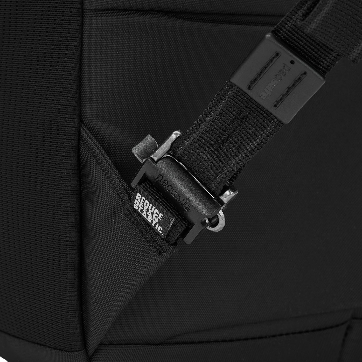 Pacsafe® EXP 28L Anti-Theft Backpack – Pacsafe – Official North