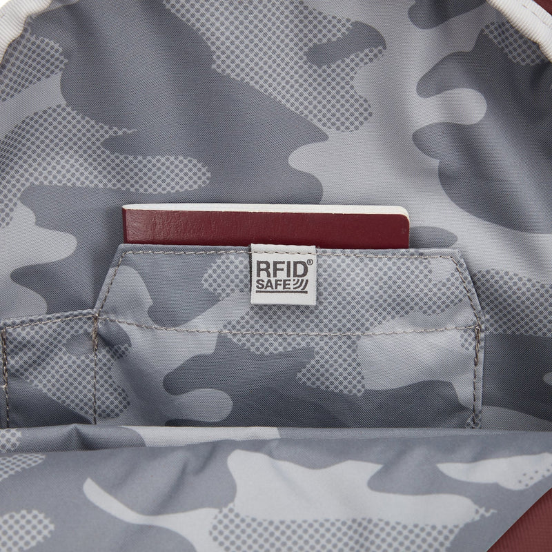 Pacsafe® GO 15L anti-theft backpack, Garnet Red