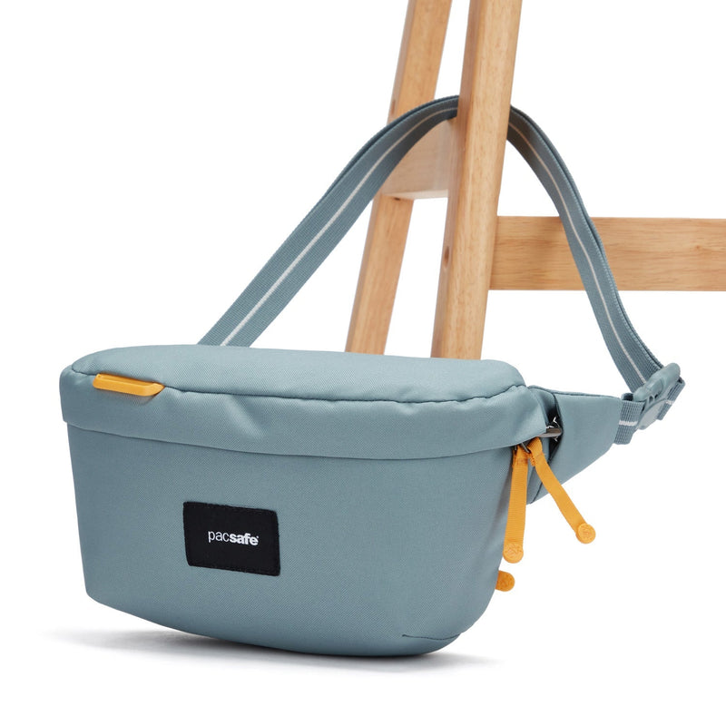 Pacsafe® GO anti-theft sling pack, Fresh Mint
