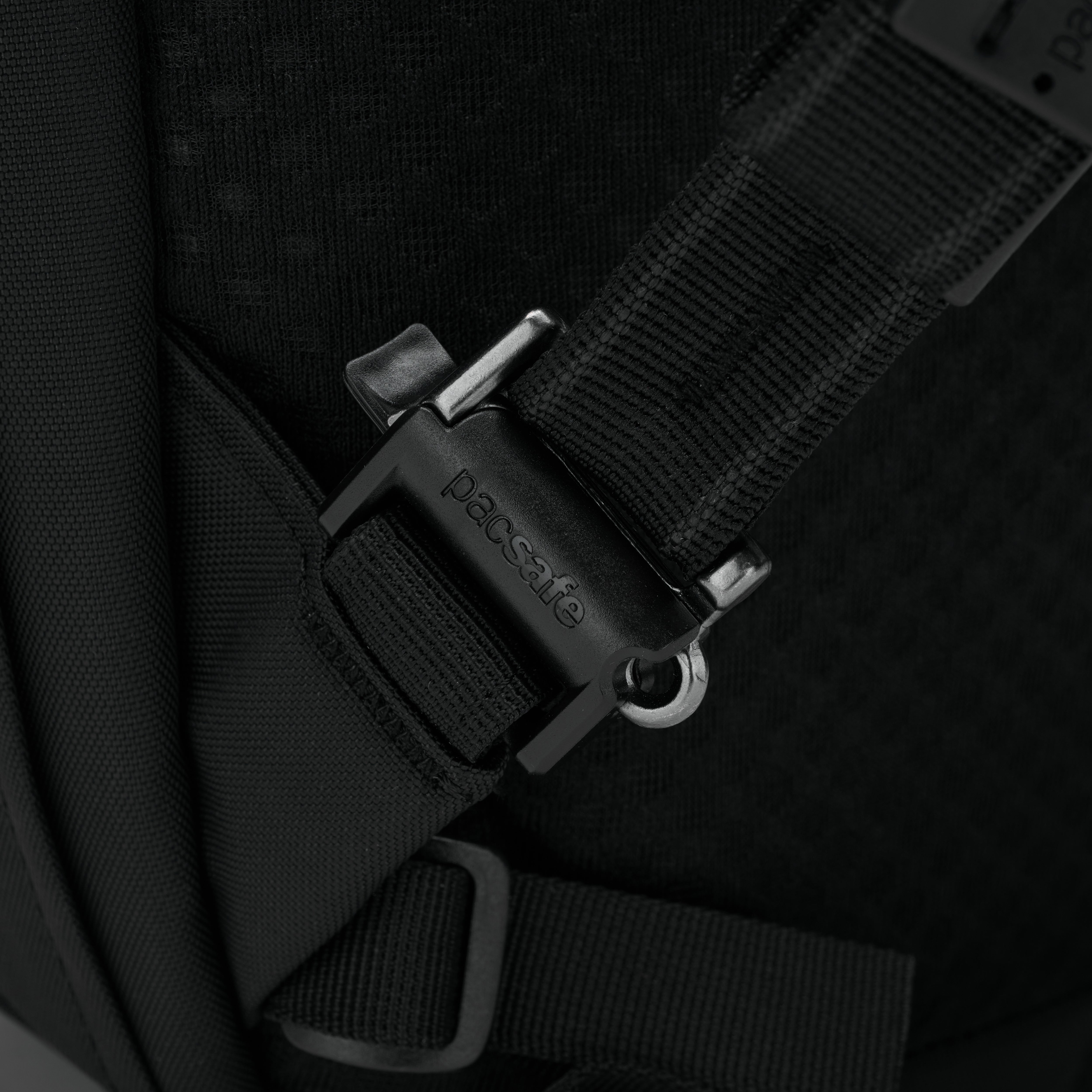 Pacsafe® V 26L Anti-Theft Tour Backpack – Pacsafe – Official North