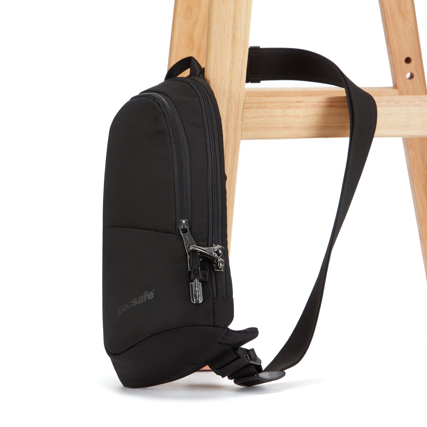 Pacsafe® V Anti-Theft Action Sling Pack – Pacsafe – Official North