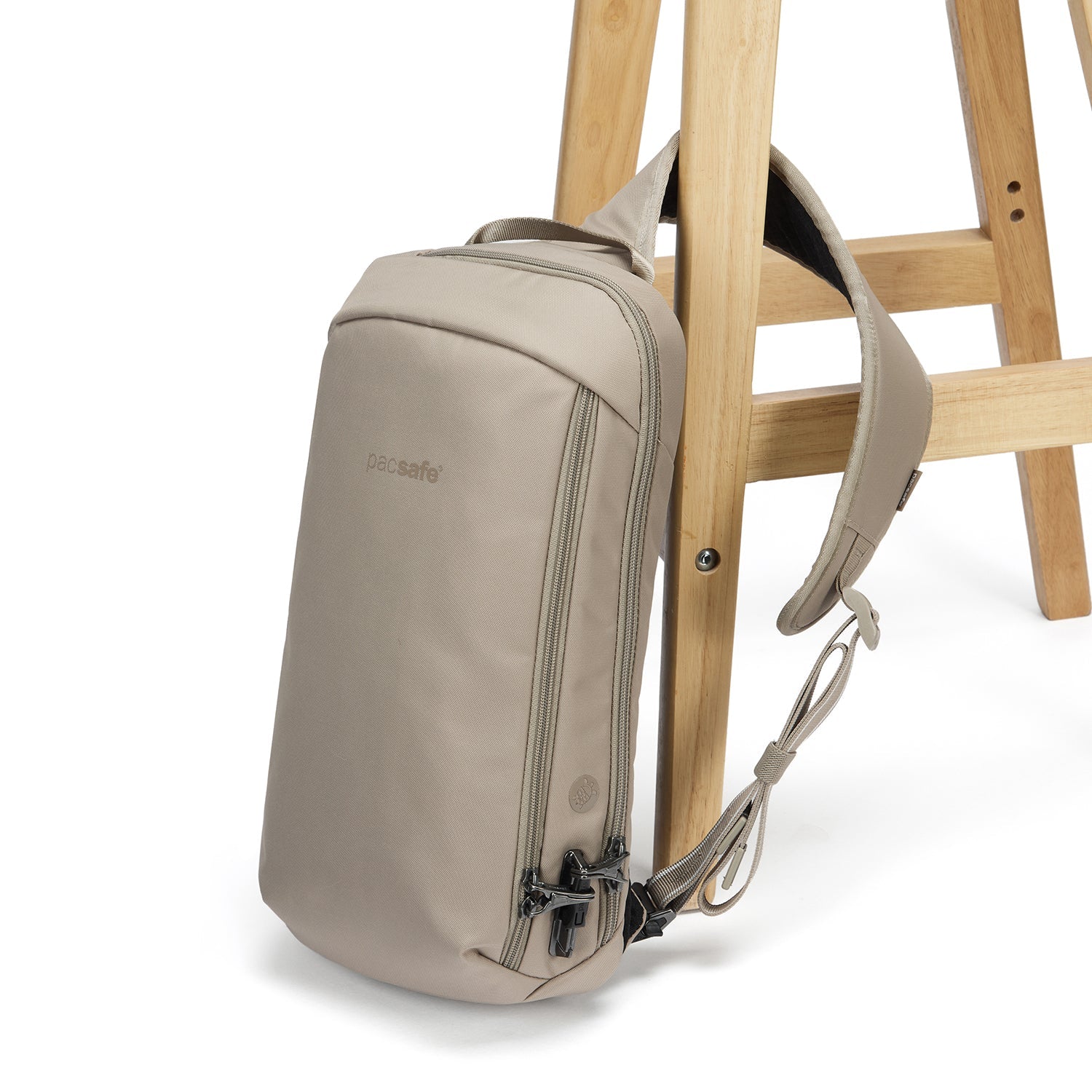 Pacsafe® V Tech Anti-Theft Sling Pack – Pacsafe – Official North