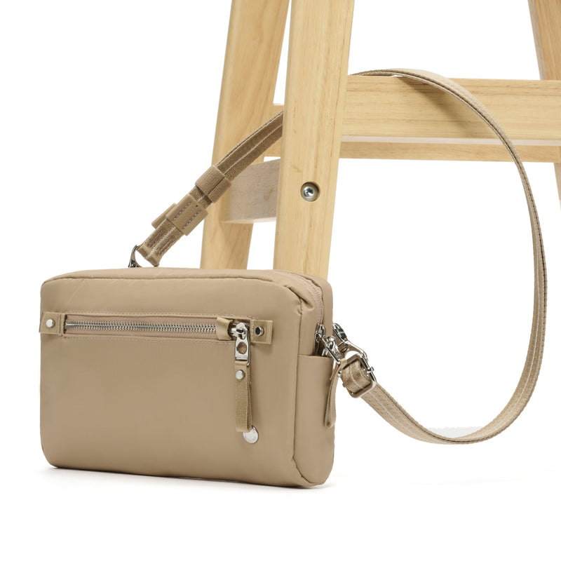 Pacsafe® W anti-theft 3-in-1 sling, Taupe