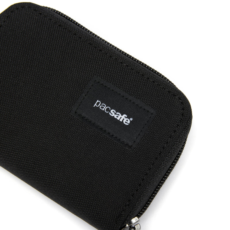 Pacsafe® RFIDsafe™ RFID blocking card wallet, Jet Black