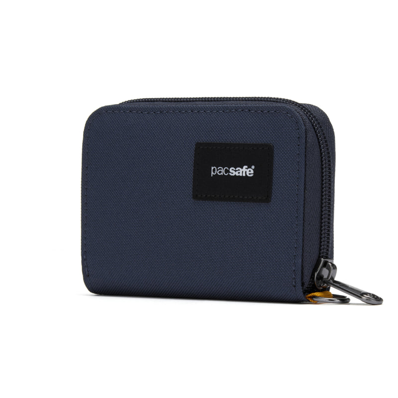 Pacsafe RFIDsafe RFID Blocking Card Wallet - Jet Black Pacsafe RFIDsafe RFID Blocking Card Wallet - Jet Black