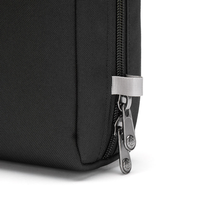 Pacsafe® RFIDsafe™ RFID blocking gear pouch, Jet Black