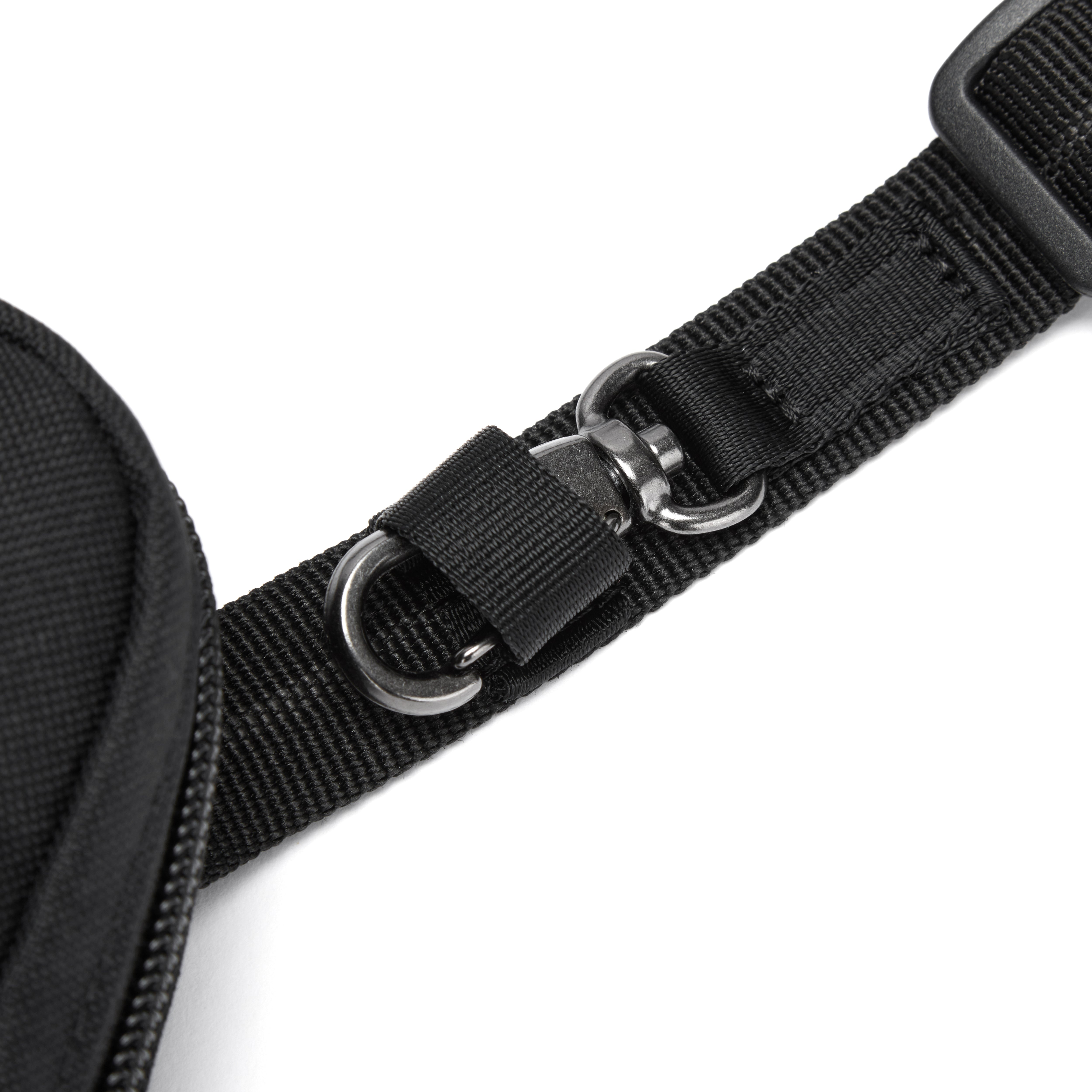 Pacsafe® RFIDsafe™ RFID blocking tech crossbody | Pacsafe