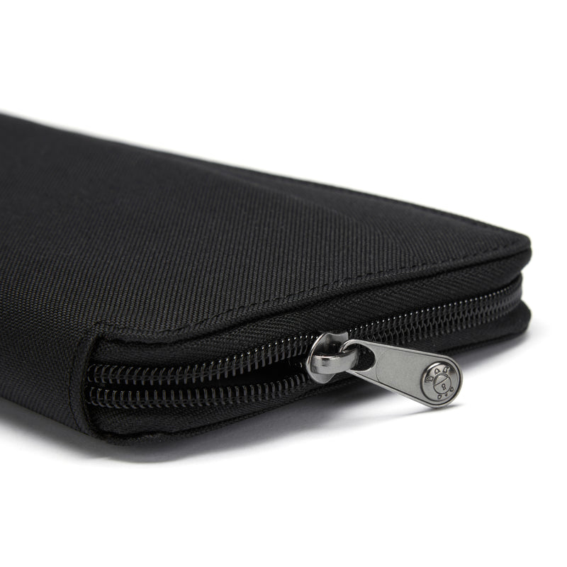 Pacsafe® RFIDsafe™ RFID blocking travel wallet, Jet Black