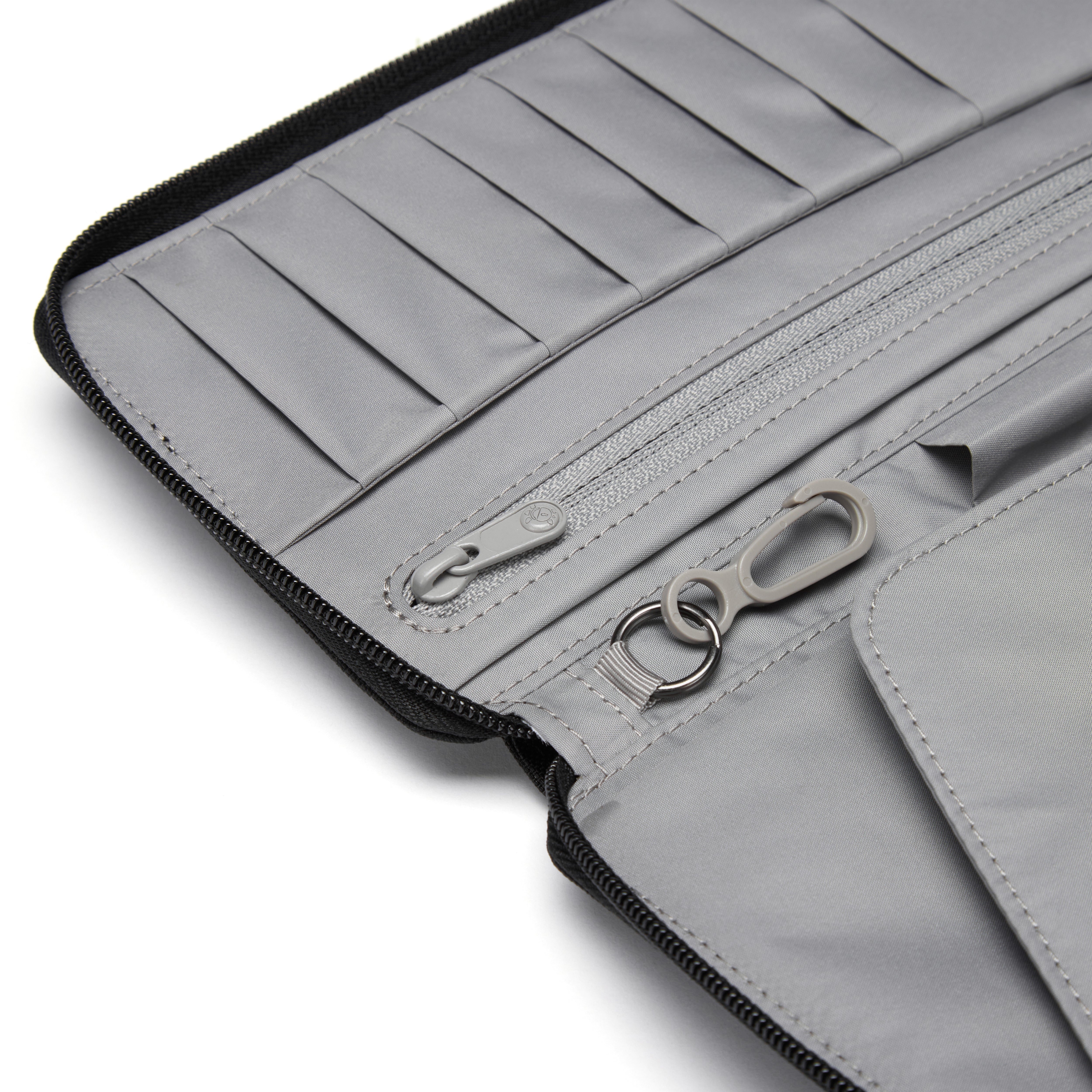 Pacsafe® RFIDsafe™ RFID blocking travel wallet | Pacsafe