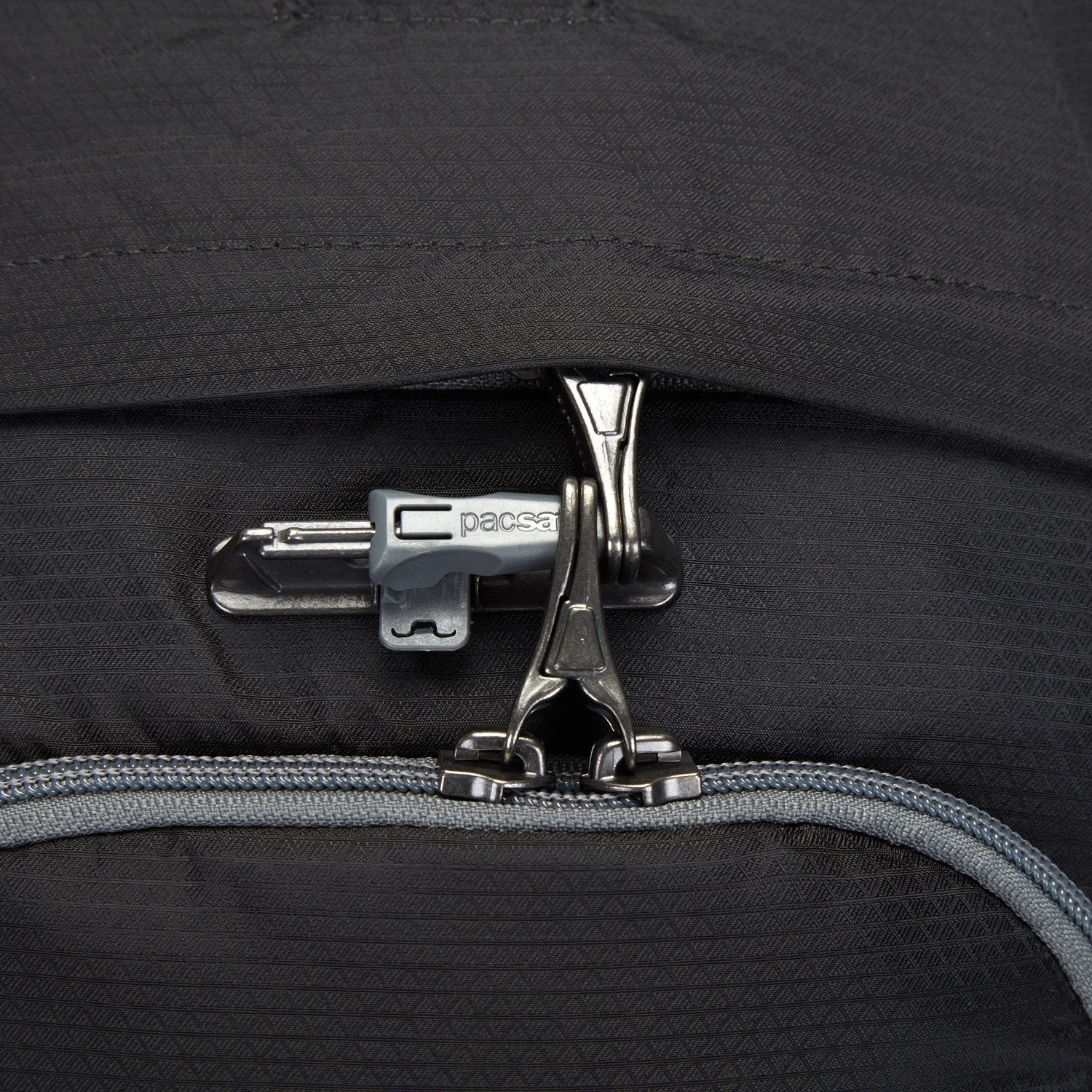 Pacsafe venturesafe clearance 15l g3 review